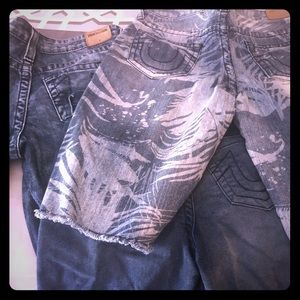 Boys True Religion shorts